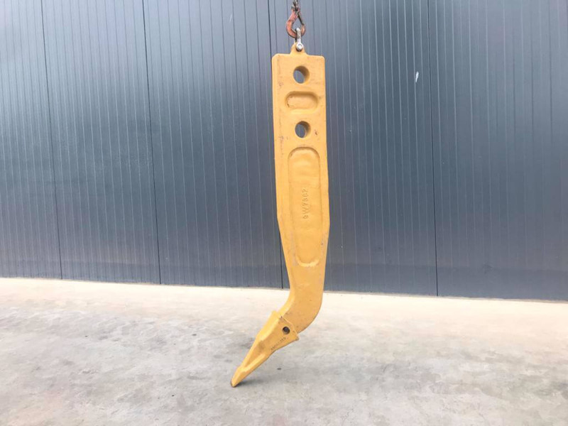 Cat D7H Shank incl. Tip - Attachment for Construction machinery: picture 2 Cat D7H Shank incl. Tip - Attachment for Construction machinery: picture 2