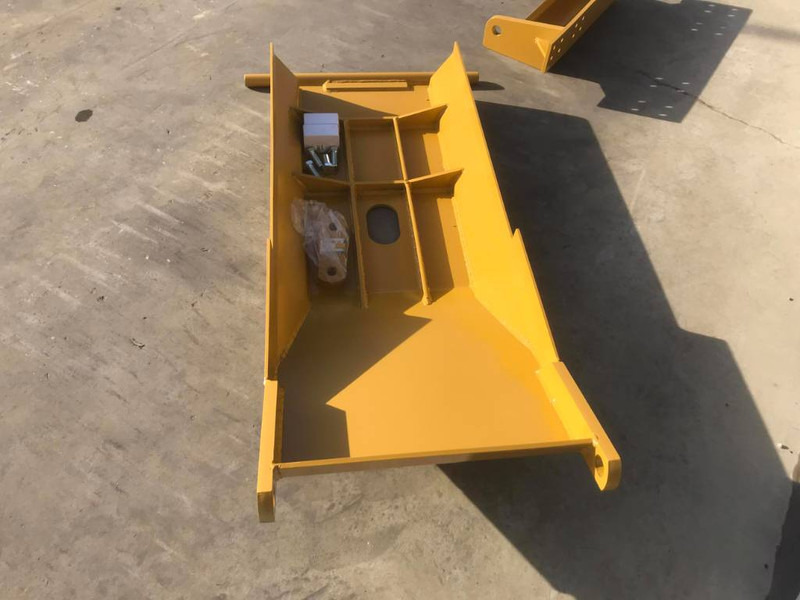 Cat Transmission Protection 12H / 12K / 140H / 140K / - Attachment for Construction machinery: picture 4 Cat Transmission Protection 12H / 12K / 140H / 140K / - Attachment for Construction machinery: picture 4