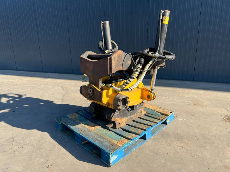 Engcon EC30 - S70 - Attachment for Construction machinery: picture 1 Engcon EC30 - S70 - Attachment for Construction machinery: picture 1