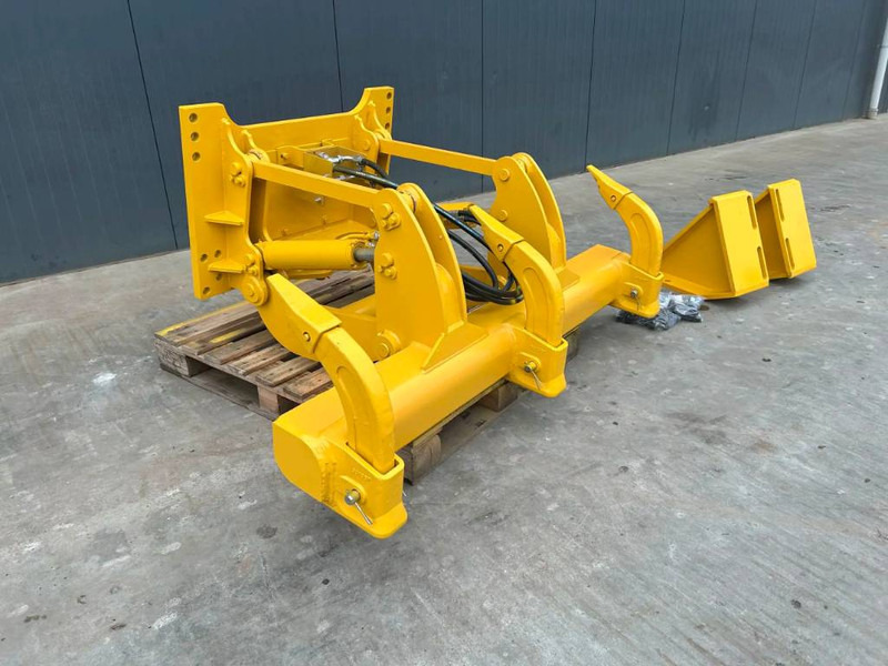 Komatsu D38 - Attachment for Construction machinery: picture 1 Komatsu D38 - Attachment for Construction machinery: picture 1