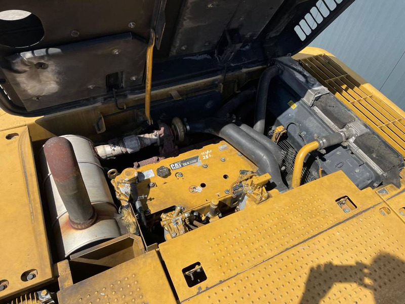 Cat 320D L - Crawler excavator: picture 3 Cat 320D L - Crawler excavator: picture 3