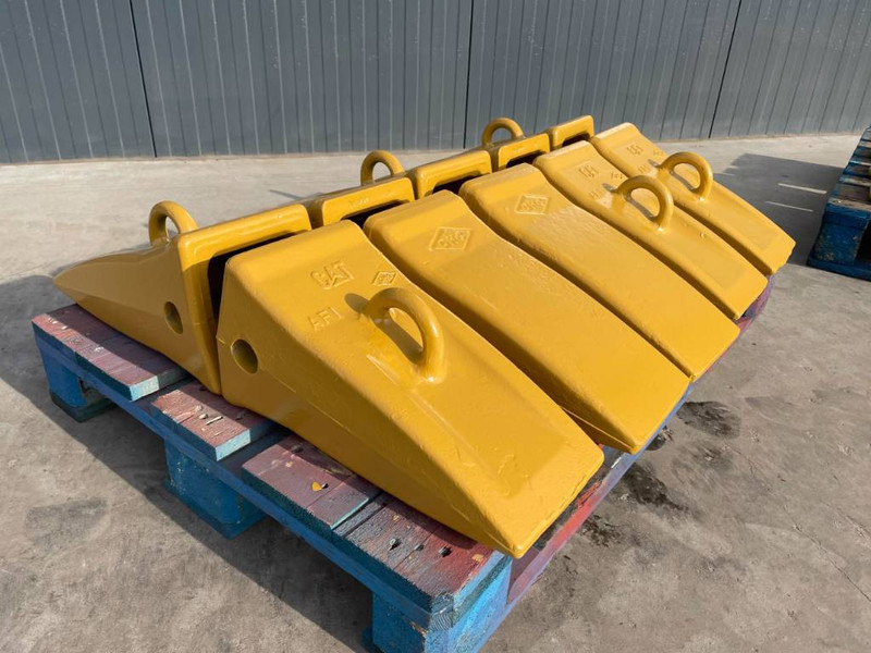 Cat 365 / 374 / 385 /390 Tips - Bucket for Construction machinery: picture 2 Cat 365 / 374 / 385 /390 Tips - Bucket for Construction machinery: picture 2