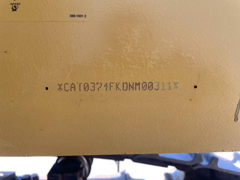 Cat 374F L - Crawler excavator: picture 3 Cat 374F L - Crawler excavator: picture 3