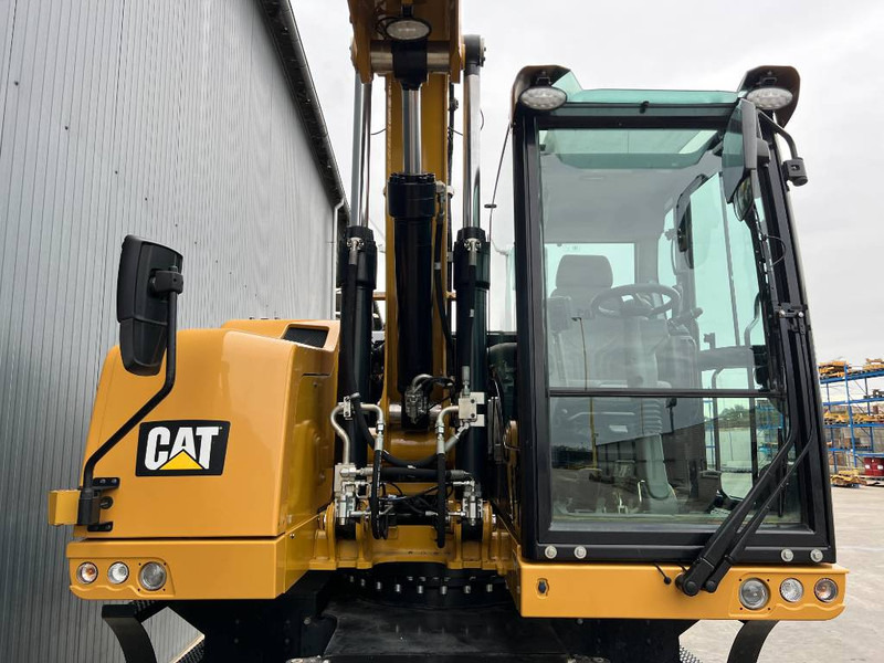 Wheel excavator Cat M318F - Extremely Nice Condition: picture 12