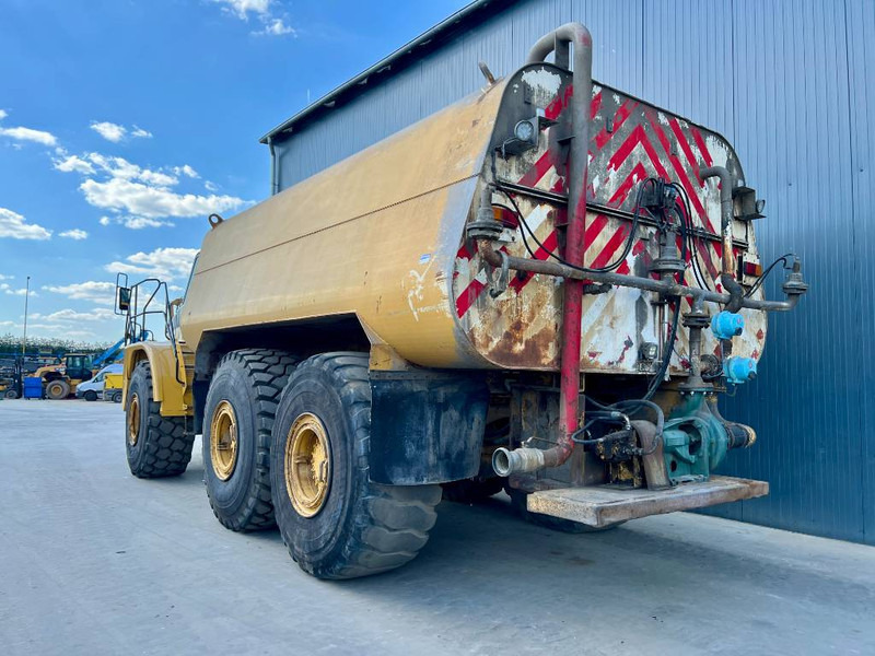 Cat 740 Water Truck - Construction machinery: picture 3 Cat 740 Water Truck - Construction machinery: picture 3