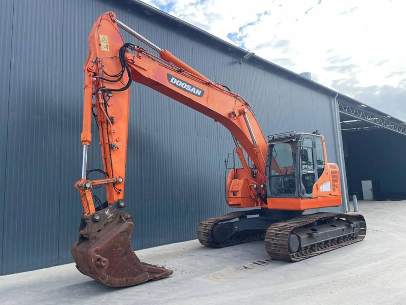 Doosan DX235LCR - Crawler excavator: picture 1 Doosan DX235LCR - Crawler excavator: picture 1
