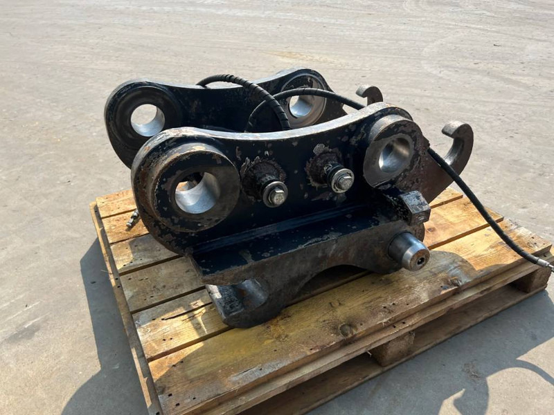 Liebherr SW66 - 329D / 330F - Quick coupler for Construction machinery: picture 4 Liebherr SW66 - 329D / 330F - Quick coupler for Construction machinery: picture 4