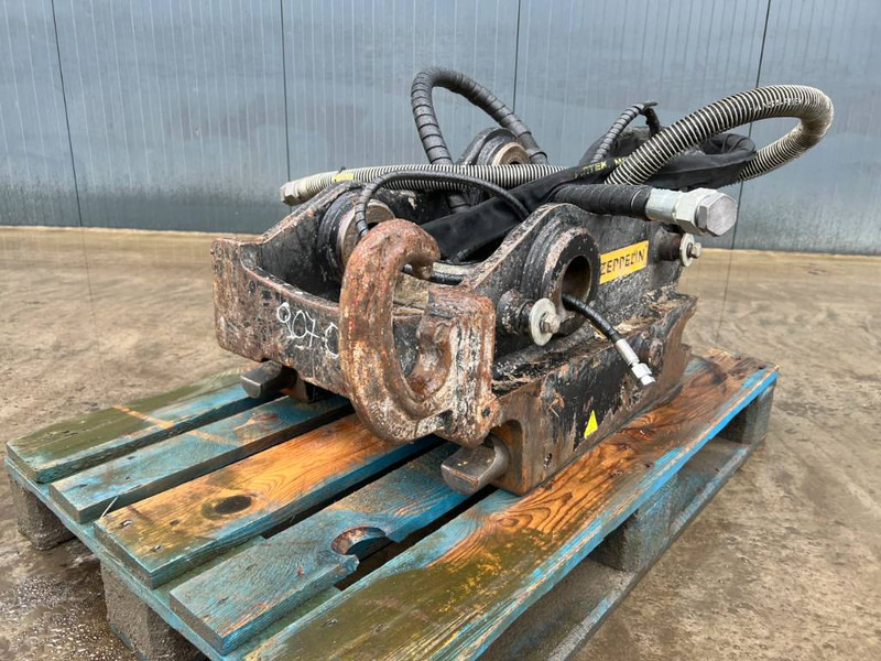OilQuick OQ70/55 - M322D - Quick coupler for Construction machinery: picture 1 OilQuick OQ70/55 - M322D - Quick coupler for Construction machinery: picture 1