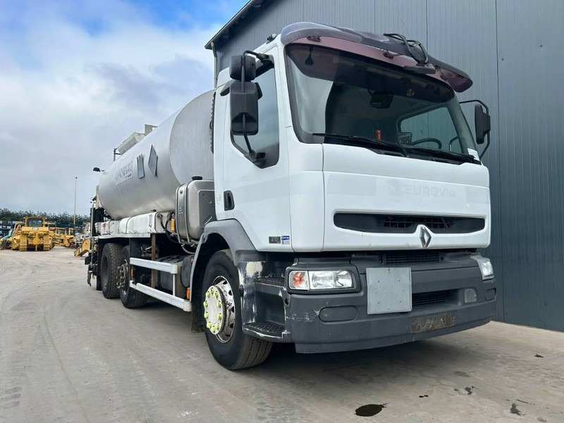 Renault Rincheval - 12.000 Liter - Asphalt distributor: picture 3 Renault Rincheval - 12.000 Liter - Asphalt distributor: picture 3