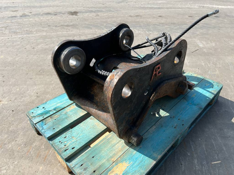 Verachtert CW40 - 320E - Quick coupler for Construction machinery: picture 5 Verachtert CW40 - 320E - Quick coupler for Construction machinery: picture 5