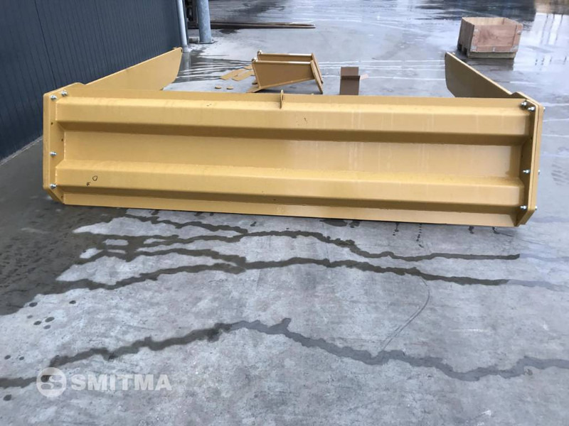 Volvo A25E - Tail lift for Construction machinery: picture 5 Volvo A25E - Tail lift for Construction machinery: picture 5