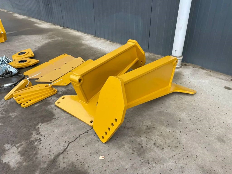 New Tail lift for Construction machinery Volvo A35G: picture 12 New Tail lift for Construction machinery Volvo A35G: picture 12