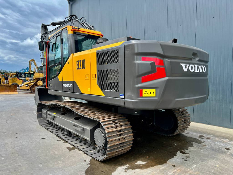 Volvo EC210 - Crawler excavator: picture 4 Volvo EC210 - Crawler excavator: picture 4