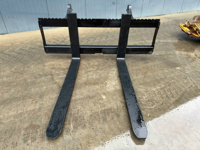 Volvo ISO / Lundberg L90 - Forks for Construction machinery: picture 2 Volvo ISO / Lundberg L90 - Forks for Construction machinery: picture 2