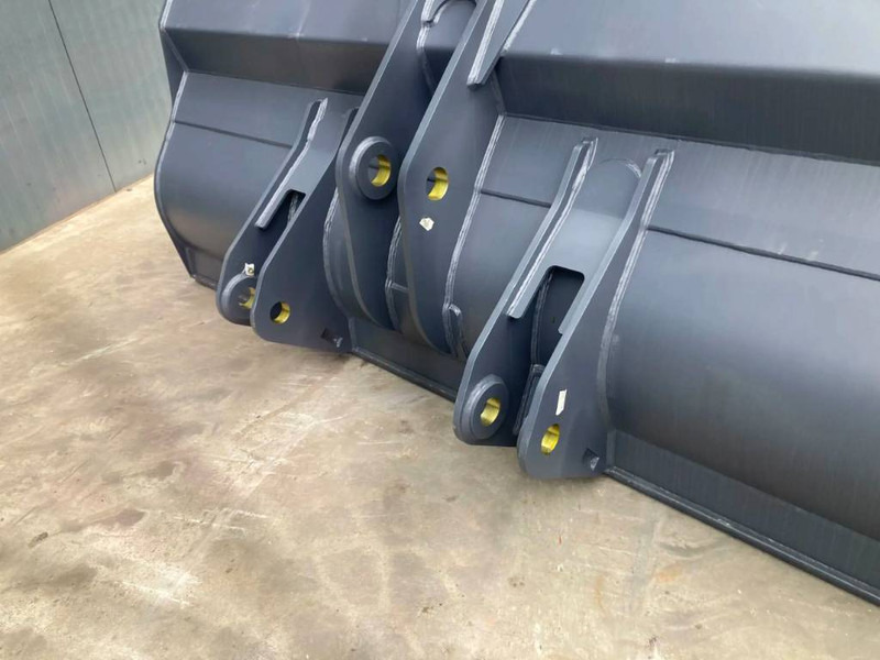 Volvo L110G - Bucket for Construction machinery: picture 4 Volvo L110G - Bucket for Construction machinery: picture 4