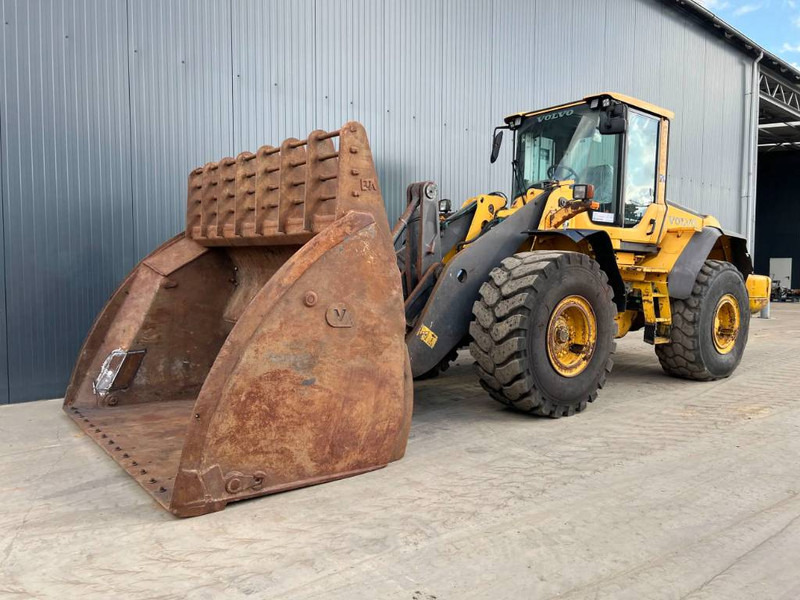 Volvo L120F - Wheel loader: picture 1 Volvo L120F - Wheel loader: picture 1