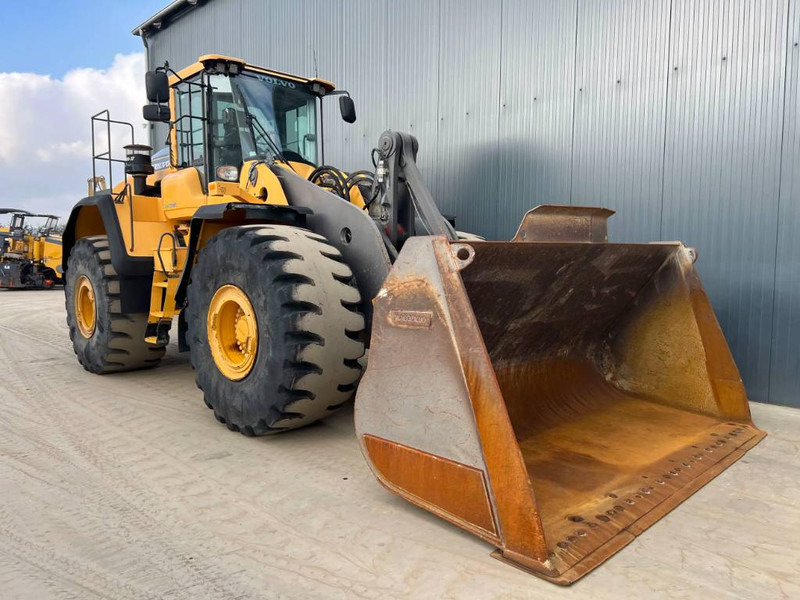 Volvo L220H - Wheel loader: picture 3 Volvo L220H - Wheel loader: picture 3