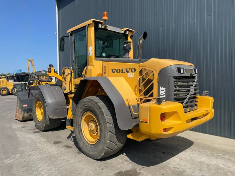 Volvo L90F - 3rd valve - Wheel loader: picture 2 Volvo L90F - 3rd valve - Wheel loader: picture 2