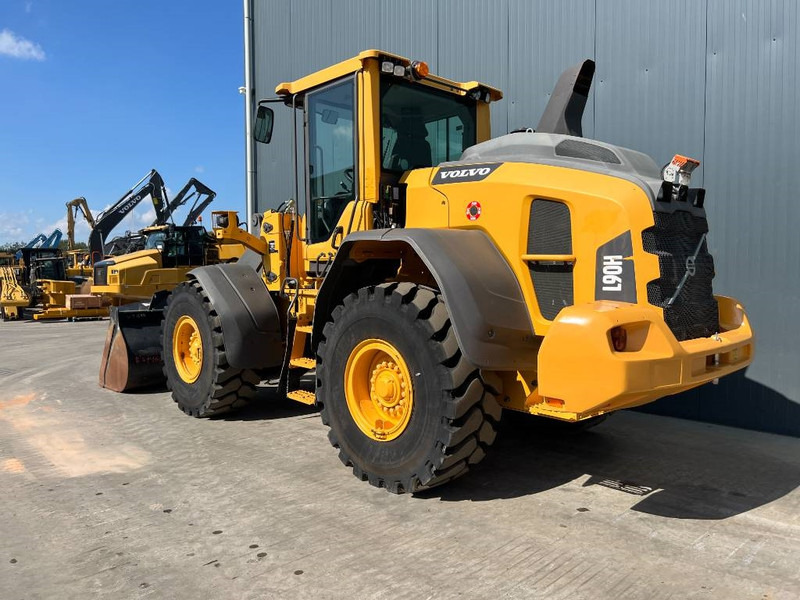 Volvo L90H - Wheel loader: picture 3 Volvo L90H - Wheel loader: picture 3