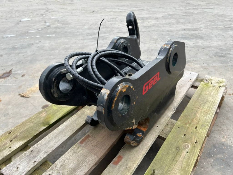 Geel SW035 312D / 312E / 313F / 314D / 314F / 315F - Quick coupler for Construction machinery: picture 5 Geel SW035 312D / 312E / 313F / 314D / 314F / 315F - Quick coupler for Construction machinery: picture 5