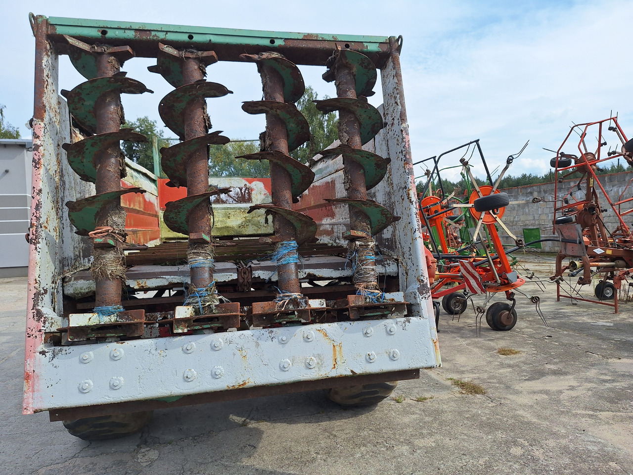 DEGUILLAUME 70SL - Manure spreader: picture 3 DEGUILLAUME 70SL - Manure spreader: picture 3