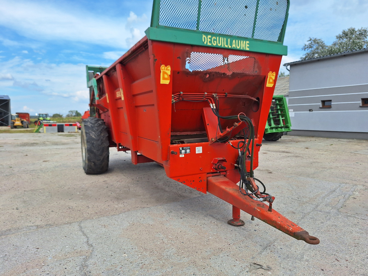 DEGUILLAUME HVD1310 - Manure spreader: picture 1 DEGUILLAUME HVD1310 - Manure spreader: picture 1