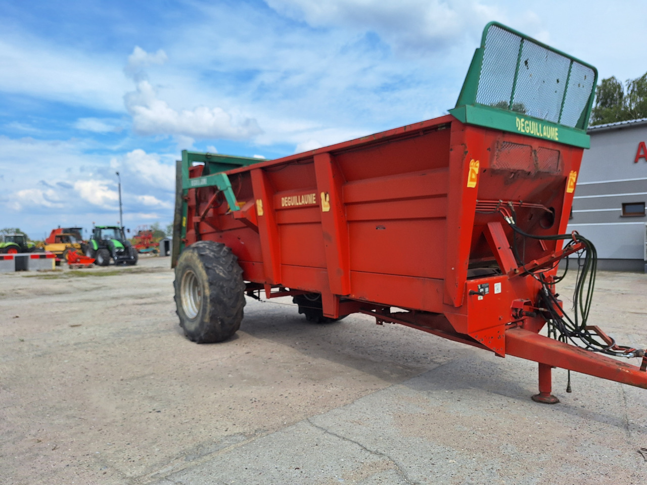DEGUILLAUME HVD1310 - Manure spreader: picture 2 DEGUILLAUME HVD1310 - Manure spreader: picture 2