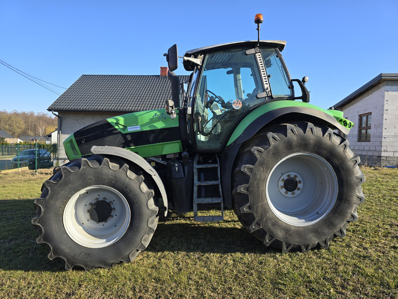 DEUTZ-FAHR Agrotron TTV 630 - Farm tractor: picture 3 DEUTZ-FAHR Agrotron TTV 630 - Farm tractor: picture 3
