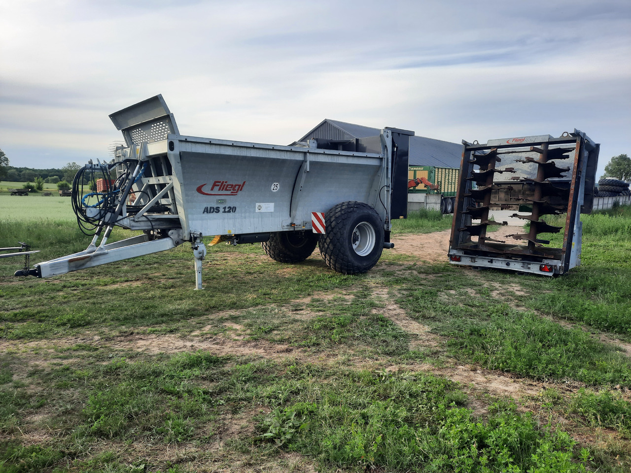 FLIEGL ADS 120 - Manure spreader: picture 3 FLIEGL ADS 120 - Manure spreader: picture 3