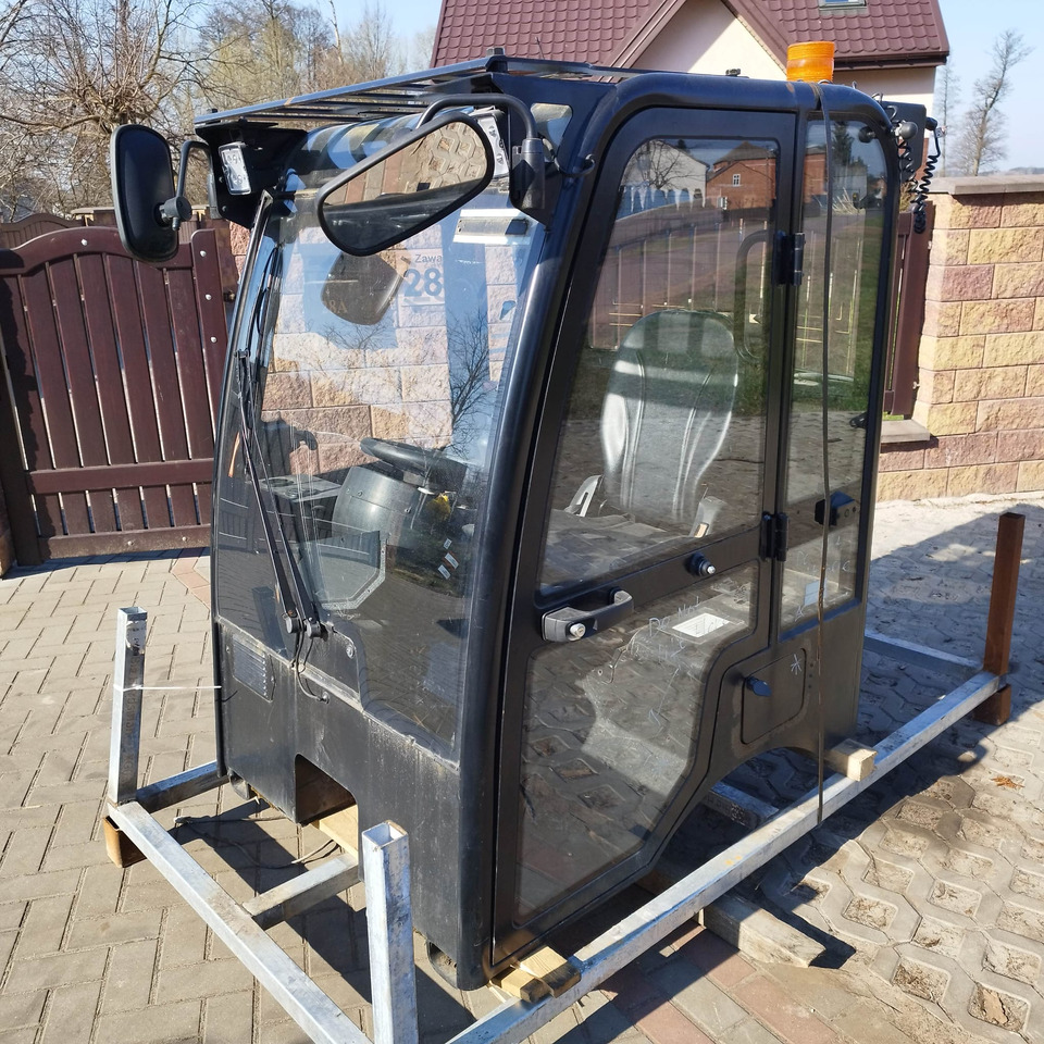 JCB 403 - Cab for Loader: picture 3 JCB 403 - Cab for Loader: picture 3
