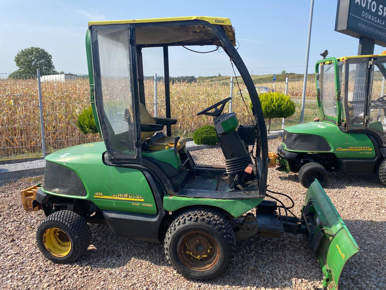 John Deere 1435 4WD Diesel - Garden mower: picture 2 John Deere 1435 4WD Diesel - Garden mower: picture 2