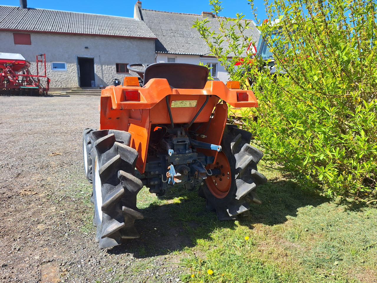 Kubota XB-1 - Farm tractor: picture 5 Kubota XB-1 - Farm tractor: picture 5