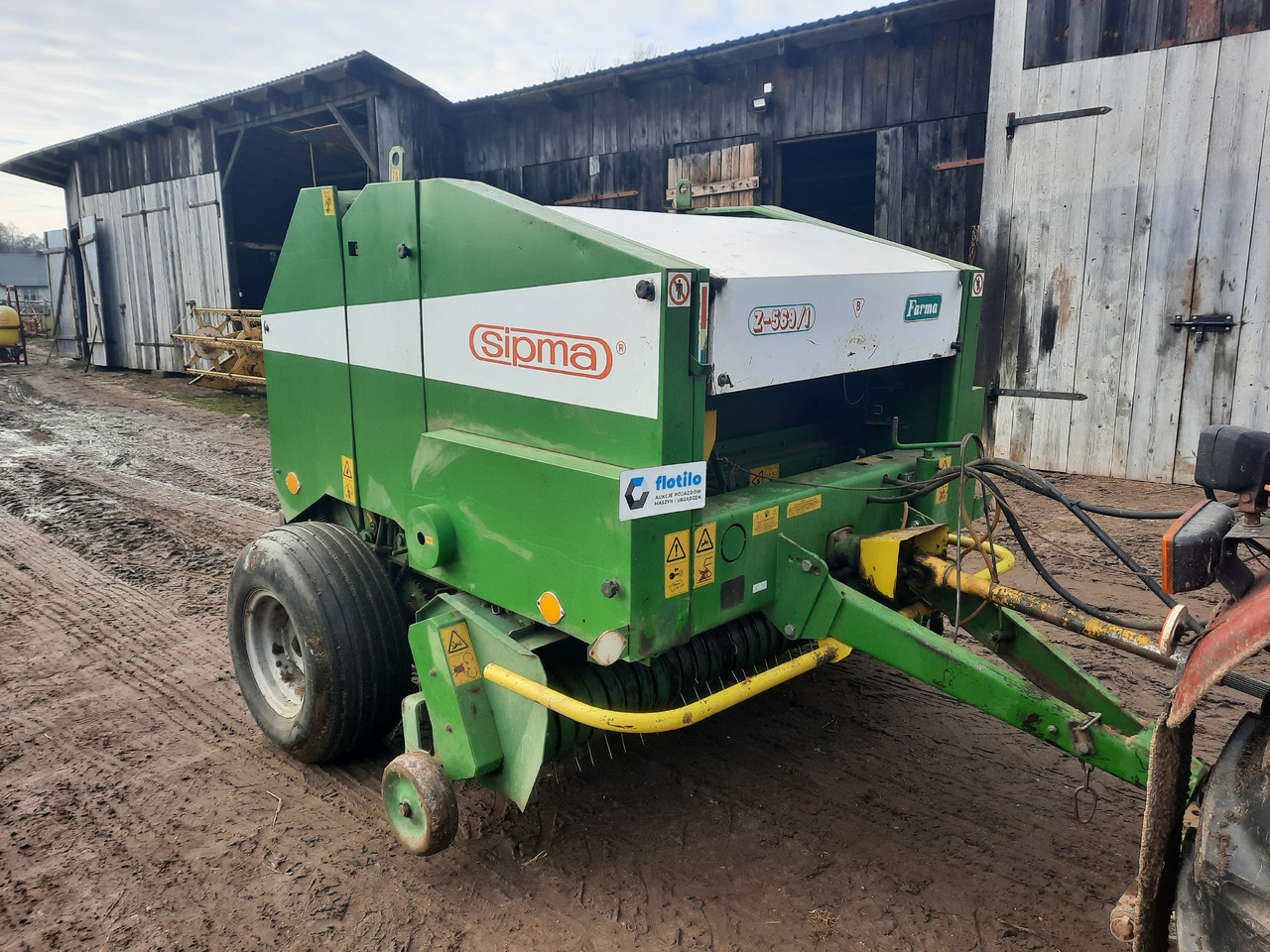 SIPMA Z-569/1 FARMA - Round baler: picture 1 SIPMA Z-569/1 FARMA - Round baler: picture 1