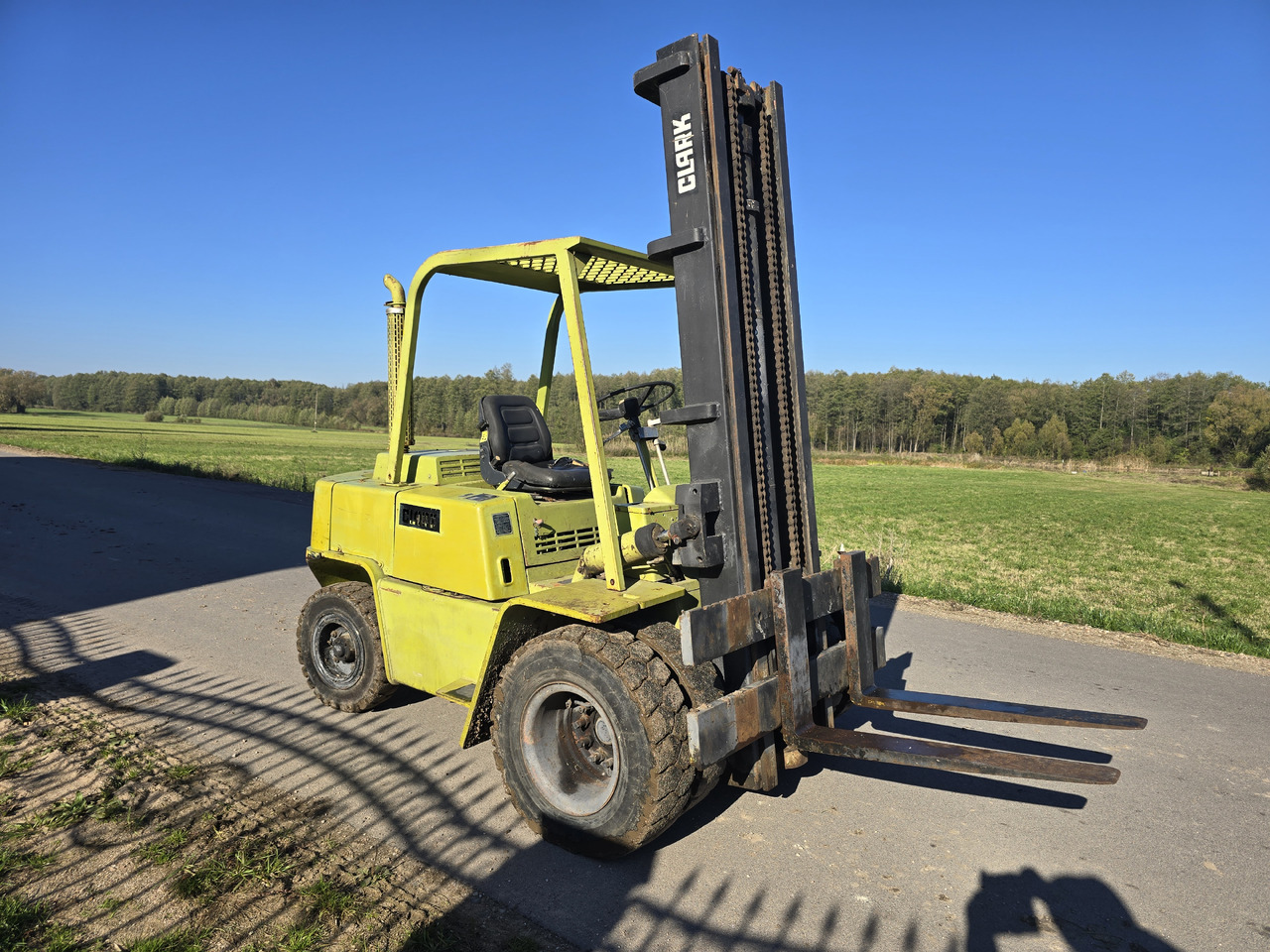Clark C500 Y70D - Diesel forklift: picture 1 Clark C500 Y70D - Diesel forklift: picture 1