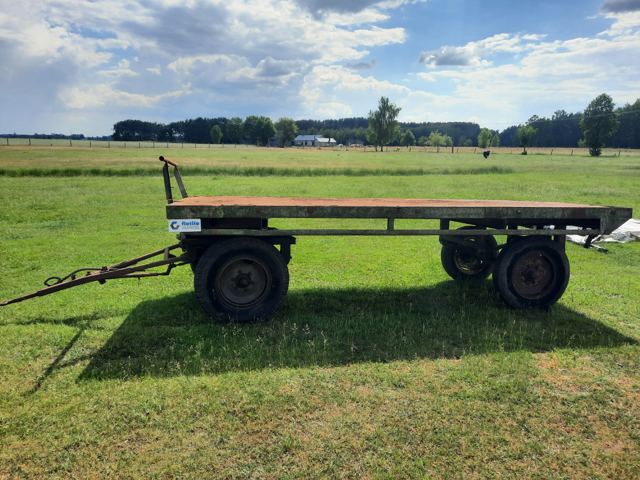 Inna - Farm trailer: picture 2 Inna - Farm trailer: picture 2