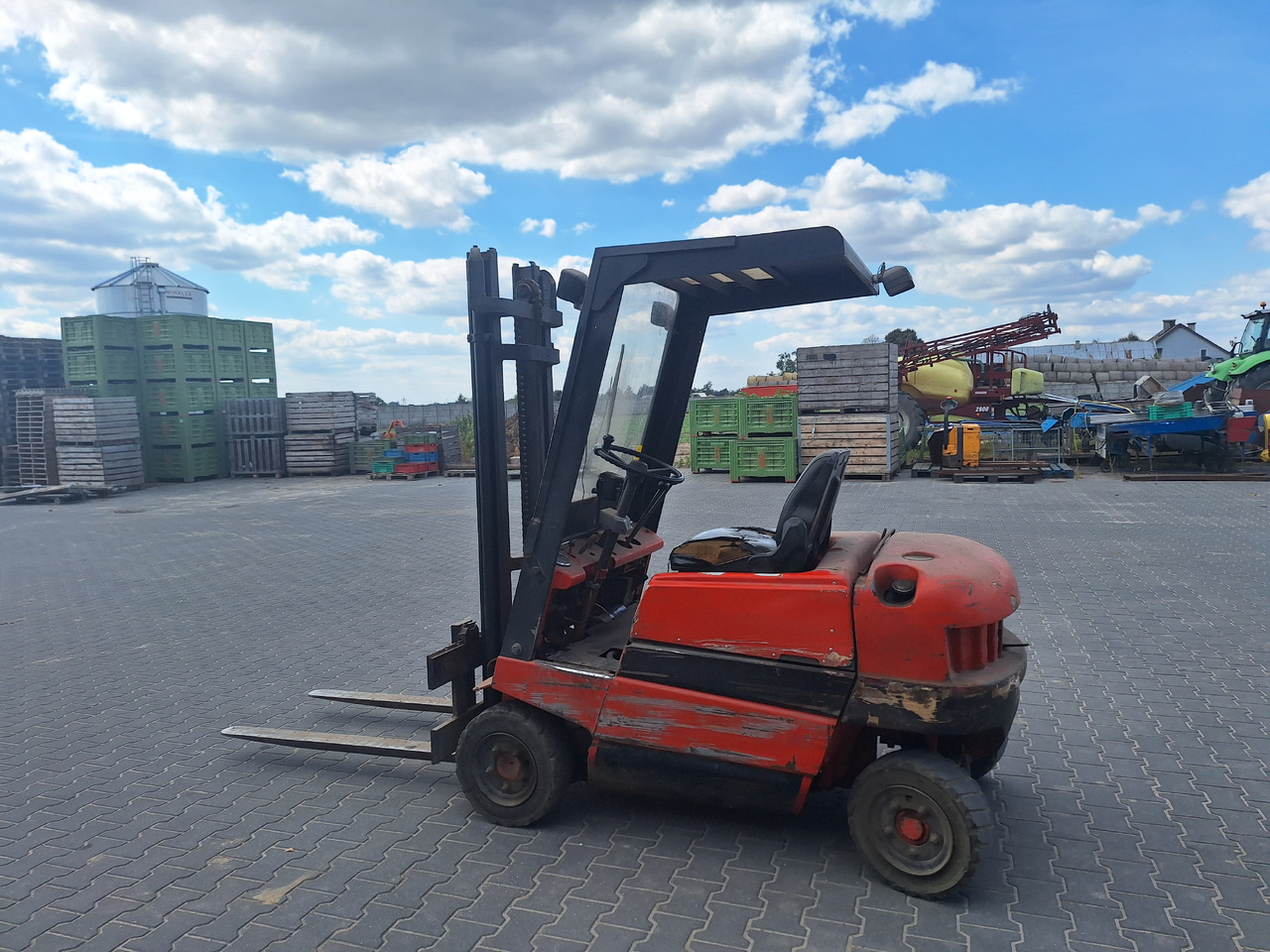 Linde H15TF - Diesel forklift: picture 1 Linde H15TF - Diesel forklift: picture 1