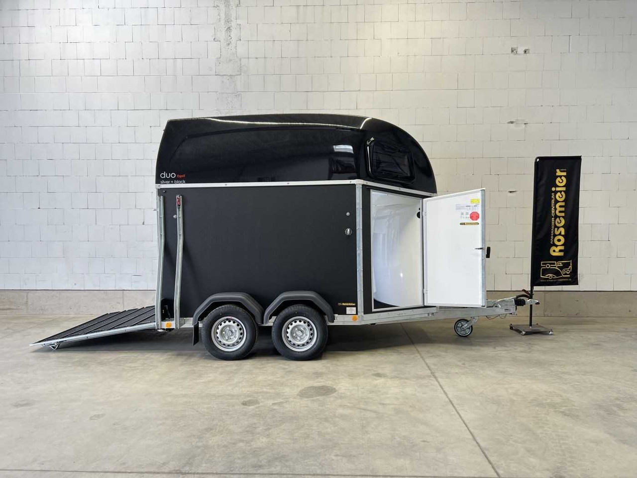 BOECKMANN Duo Esprit silv+bl SK TrS 100 Pferdeanhänger - Horse trailer: picture 1 BOECKMANN Duo Esprit silv+bl SK TrS 100 Pferdeanhänger - Horse trailer: picture 1