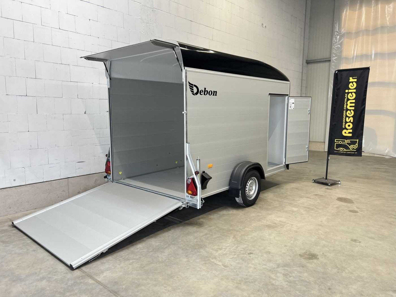 CHEVAL LIBERTE DEBON C400 Roadster Kofferanhänger - Motorcycle trailer: picture 2 CHEVAL LIBERTE DEBON C400 Roadster Kofferanhänger - Motorcycle trailer: picture 2