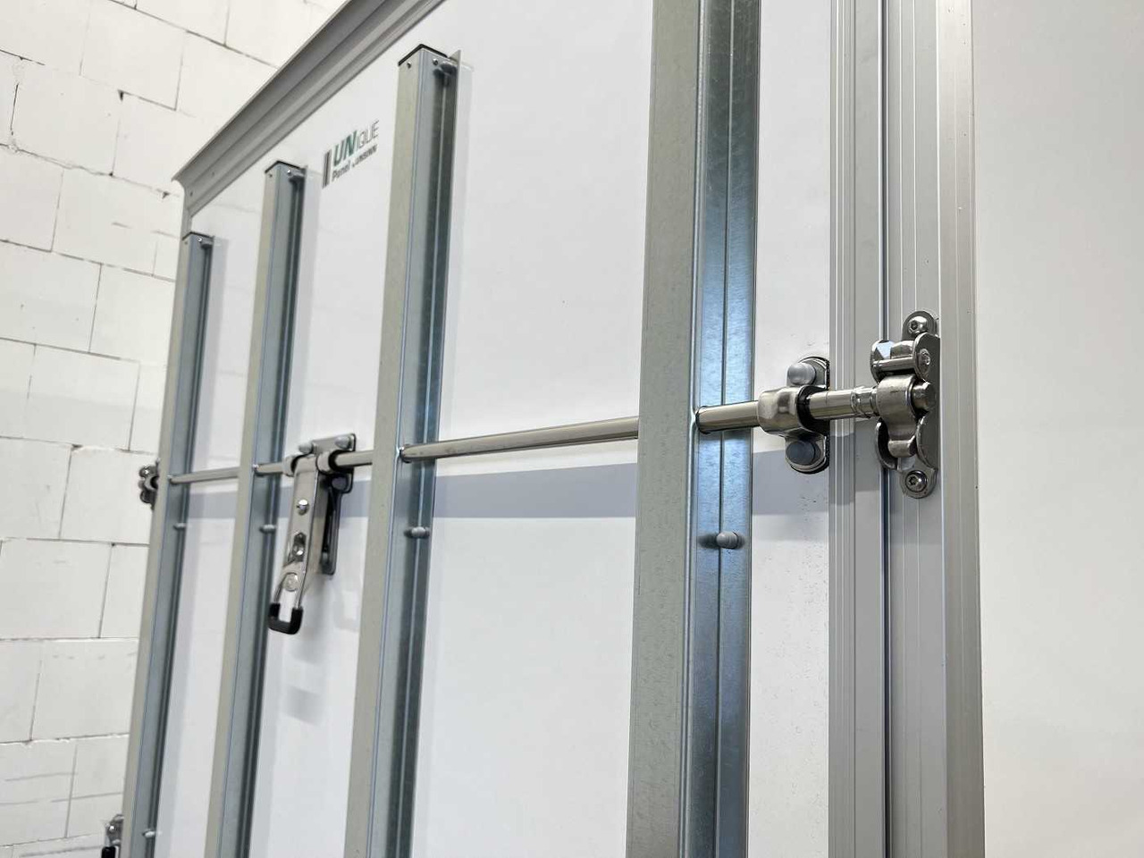 New Closed box trailer UNSINN UKU 361719-26-14 Rampe Kofferanhänger: picture 19 New Closed box trailer UNSINN UKU 361719-26-14 Rampe Kofferanhänger: picture 19