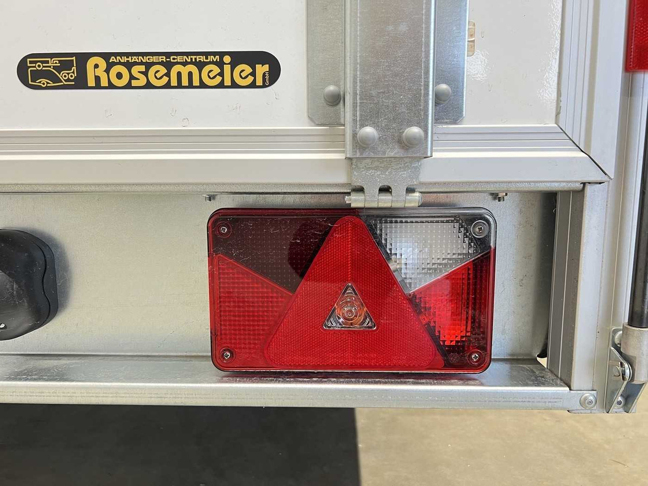 New Closed box trailer UNSINN UKU 361719-26-14 Rampe Kofferanhänger: picture 14 New Closed box trailer UNSINN UKU 361719-26-14 Rampe Kofferanhänger: picture 14