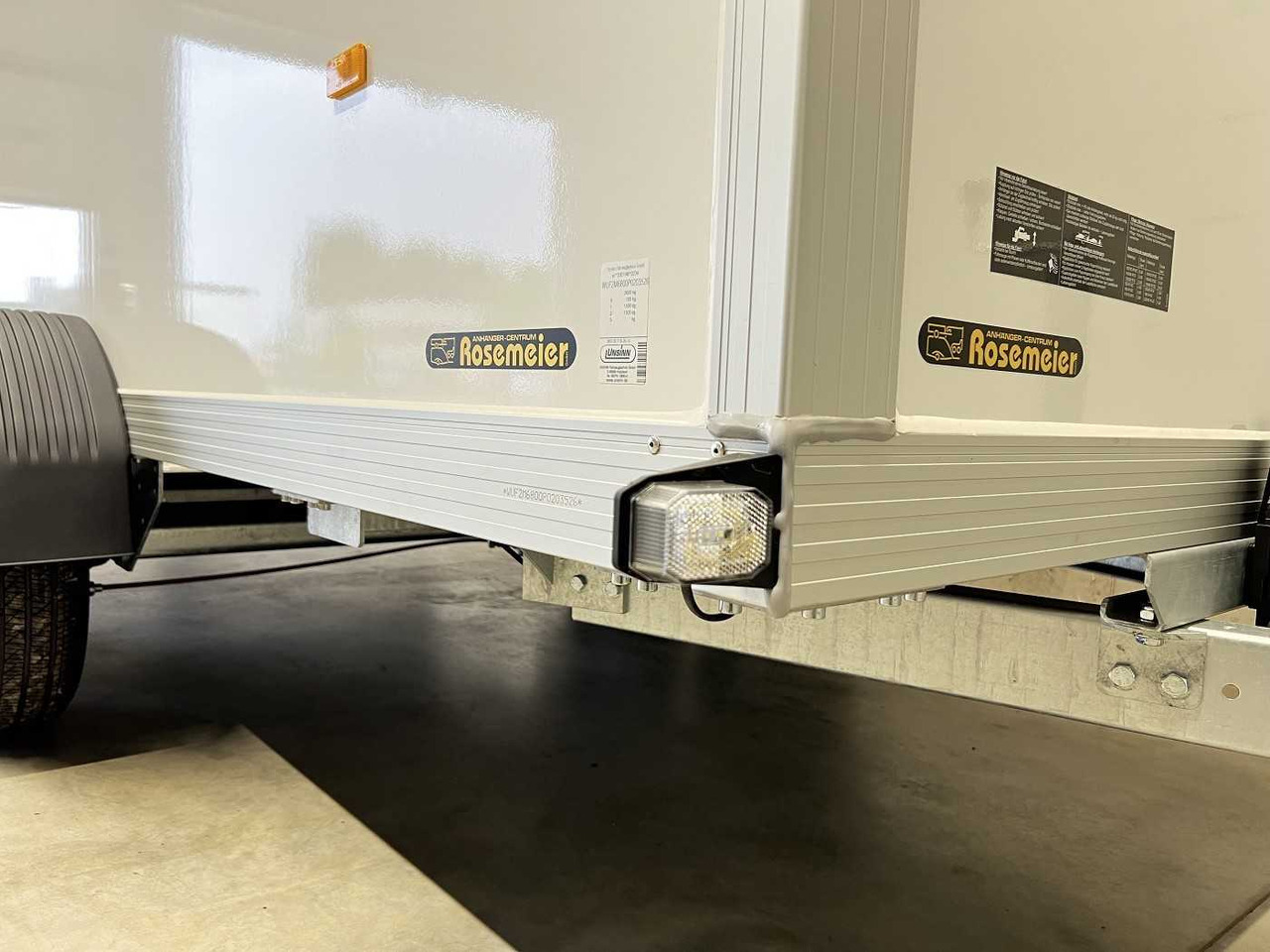 New Closed box trailer UNSINN UKU 361719-26-14 Rampe Kofferanhänger: picture 17 New Closed box trailer UNSINN UKU 361719-26-14 Rampe Kofferanhänger: picture 17