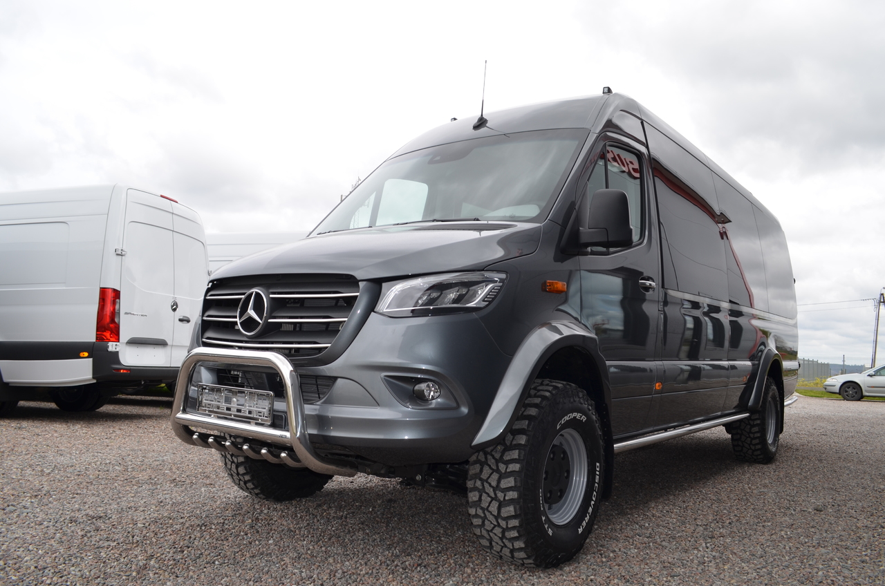 MERCEDES-BENZ Sprinter 519 4x4 high and low drive - Minibus, Passenger van: picture 1 MERCEDES-BENZ Sprinter 519 4x4 high and low drive - Minibus, Passenger van: picture 1