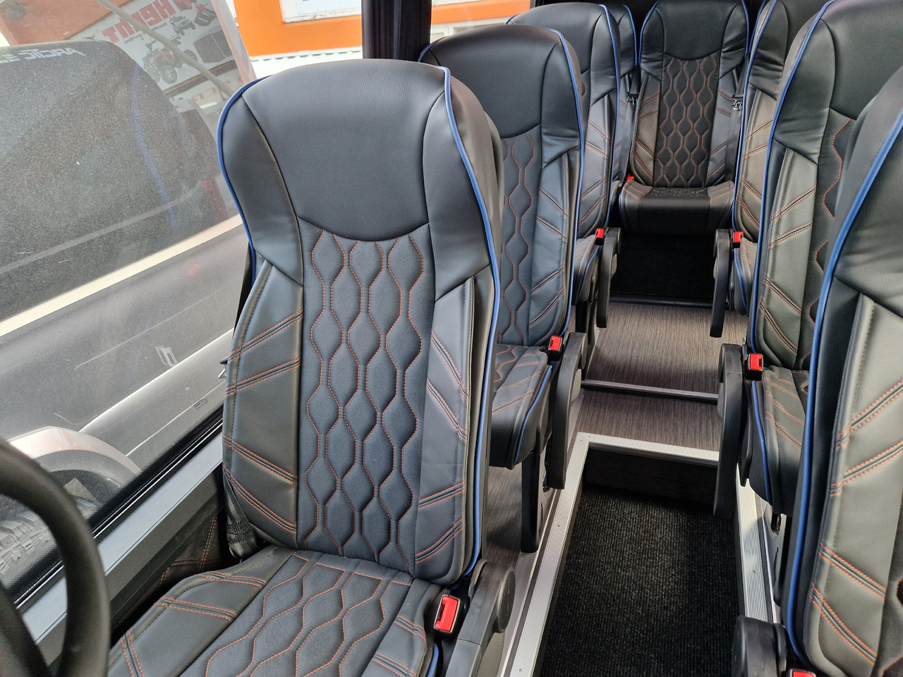 New Minibus, Passenger van MERCEDES-BENZ Sprinter 519 4x4 high and low drive: picture 13