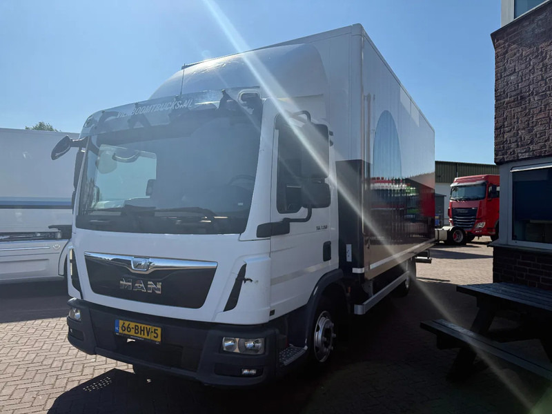 MAN TGL TGL 7.150 4X2 BL Koffer /Klima/ACC/MAN Service Euro6 / - Box truck: picture 2 MAN TGL TGL 7.150 4X2 BL Koffer /Klima/ACC/MAN Service Euro6 / - Box truck: picture 2