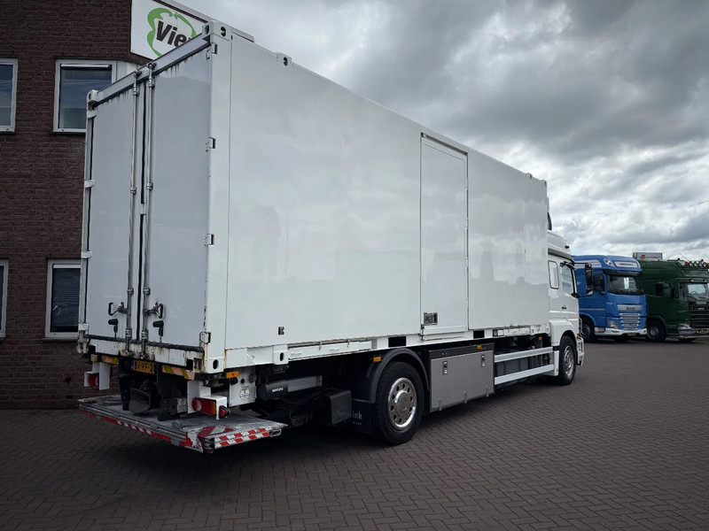 Mercedes-Benz Axor 1829 Axor 1829L BDF Mit Wechselkoffer+LBW Top NL Truck - Box truck: picture 4 Mercedes-Benz Axor 1829 Axor 1829L BDF Mit Wechselkoffer+LBW Top NL Truck - Box truck: picture 4