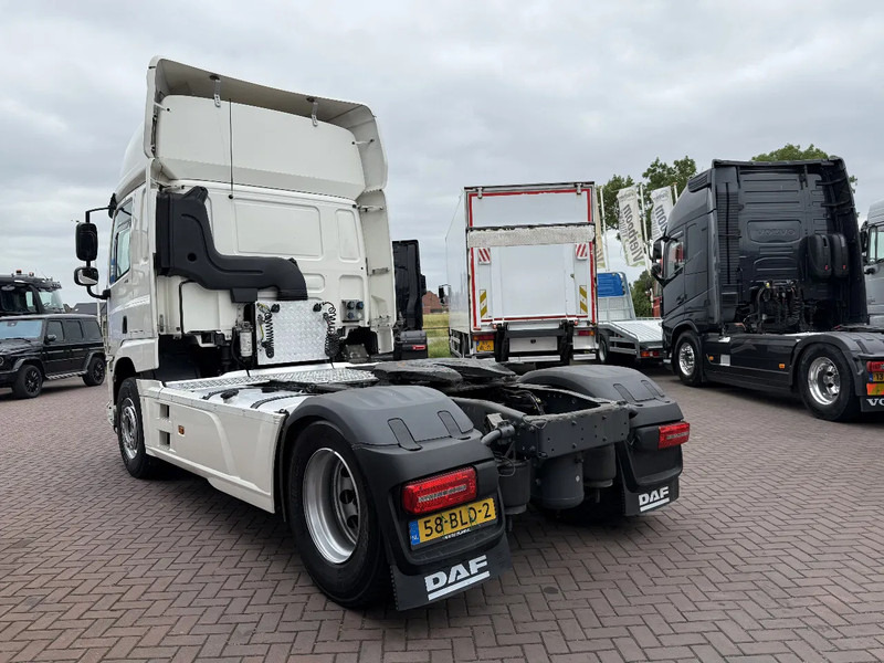 DAF CF 410 4X2 SPACECAB EURO6 DISTRIBUTIETREKKER MILIEUZONE DAF ONDERHOUD HOLLAND TRUCK!!! - Tractor unit: picture 3 DAF CF 410 4X2 SPACECAB EURO6 DISTRIBUTIETREKKER MILIEUZONE DAF ONDERHOUD HOLLAND TRUCK!!! - Tractor unit: picture 3
