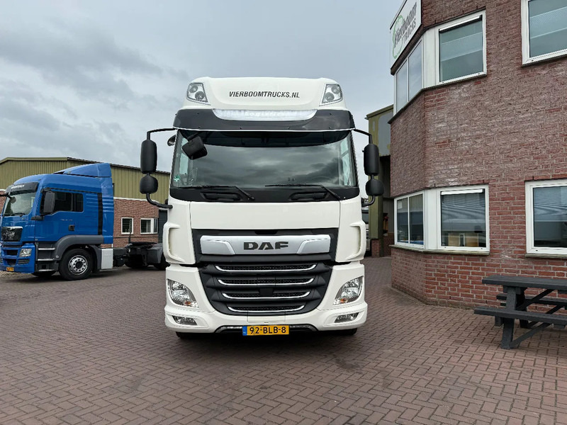 DAF CF 410 CF410 4X2 Spacecab - Distributie trekker - Mileuzone - Dealer onderhouden - apk 6-2026 - Tractor unit: picture 2 DAF CF 410 CF410 4X2 Spacecab - Distributie trekker - Mileuzone - Dealer onderhouden - apk 6-2026 - Tractor unit: picture 2