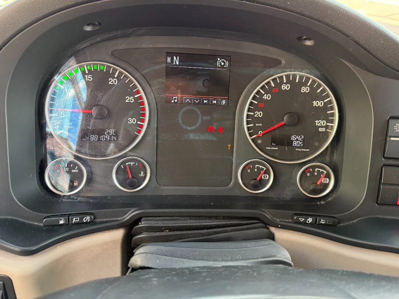MAN TGX TGX 18.420 4X2 BLS / 2X TANK / 2X BETT / MAN SERVICE / TOP NL TRUCK - Tractor unit: picture 3 MAN TGX TGX 18.420 4X2 BLS / 2X TANK / 2X BETT / MAN SERVICE / TOP NL TRUCK - Tractor unit: picture 3