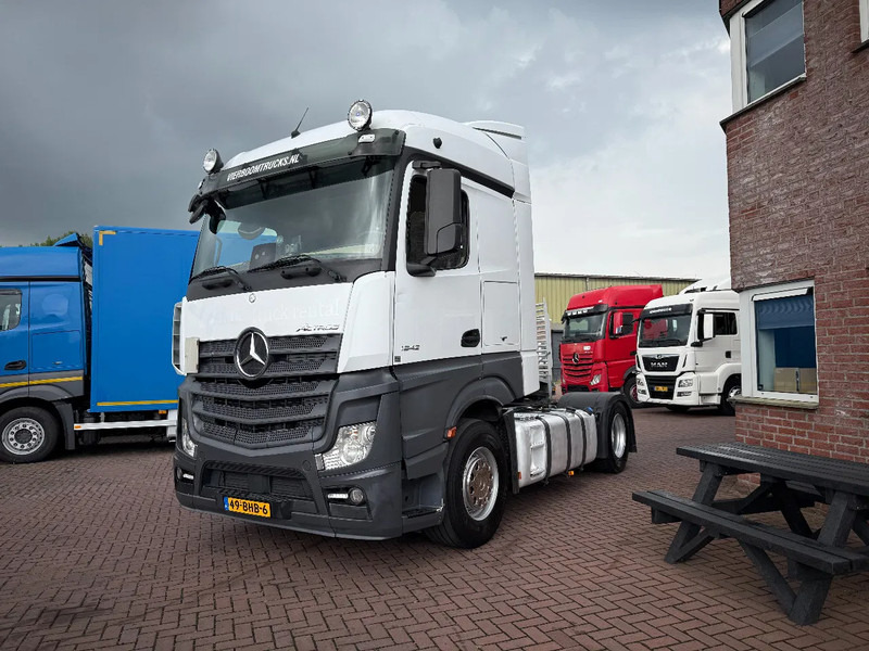 Mercedes-Benz Actros 1842LS 4X2 / NICHT AIRCO / 2 TANKS / EURO6 / HOLLAND TRUCK - Tractor unit: picture 2 Mercedes-Benz Actros 1842LS 4X2 / NICHT AIRCO / 2 TANKS / EURO6 / HOLLAND TRUCK - Tractor unit: picture 2