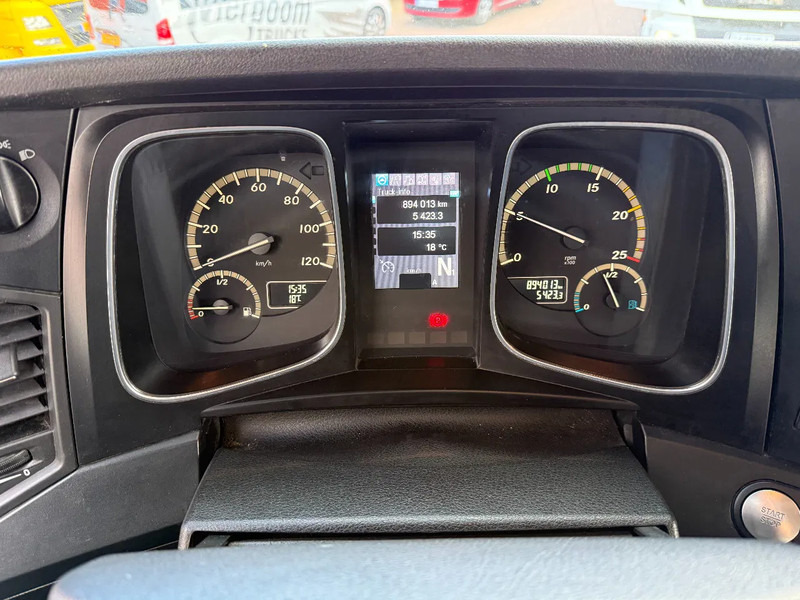 Mercedes-Benz Actros Actros 1842LS Euro6 / 2x Tank / 894.013km / Smart Tacho / TOP ZUSTAND !!!!!!! - Tractor unit: picture 3 Mercedes-Benz Actros Actros 1842LS Euro6 / 2x Tank / 894.013km / Smart Tacho / TOP ZUSTAND !!!!!!! - Tractor unit: picture 3
